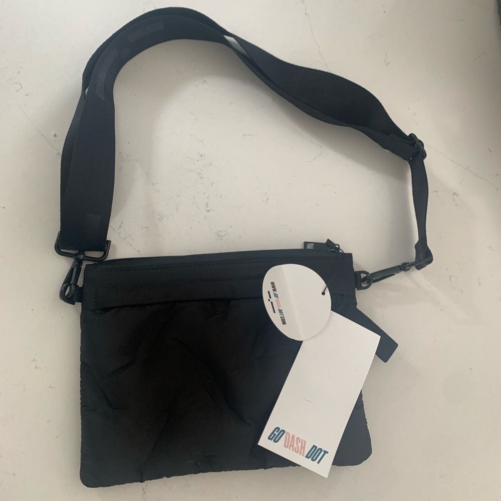 New Go Dash Dot crossbody/belt bag black